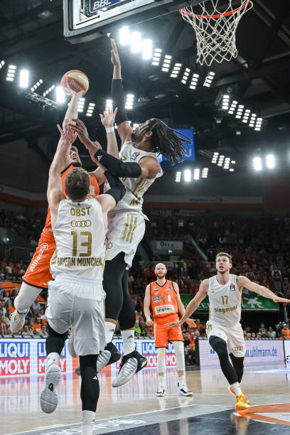 还将进攻机 还将进攻机